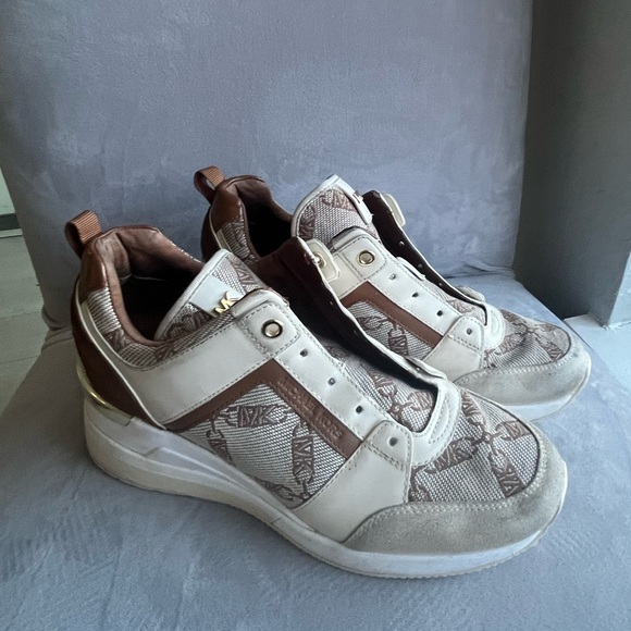 Michael‎ Kors Platform Sneakers - Picture 1 of 6